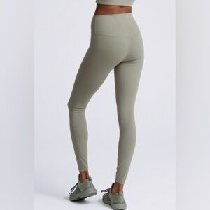VARLEY LEGGINGS HIGH RISE FULL LENGTH EUC XS‎